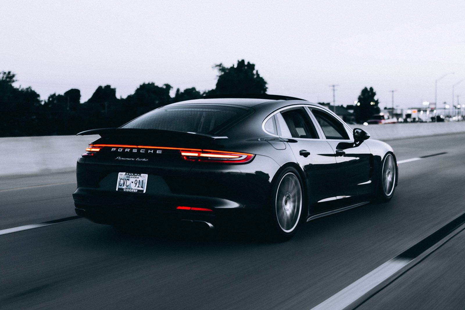 About DTS Lux Transport — premium chauffeur fleet